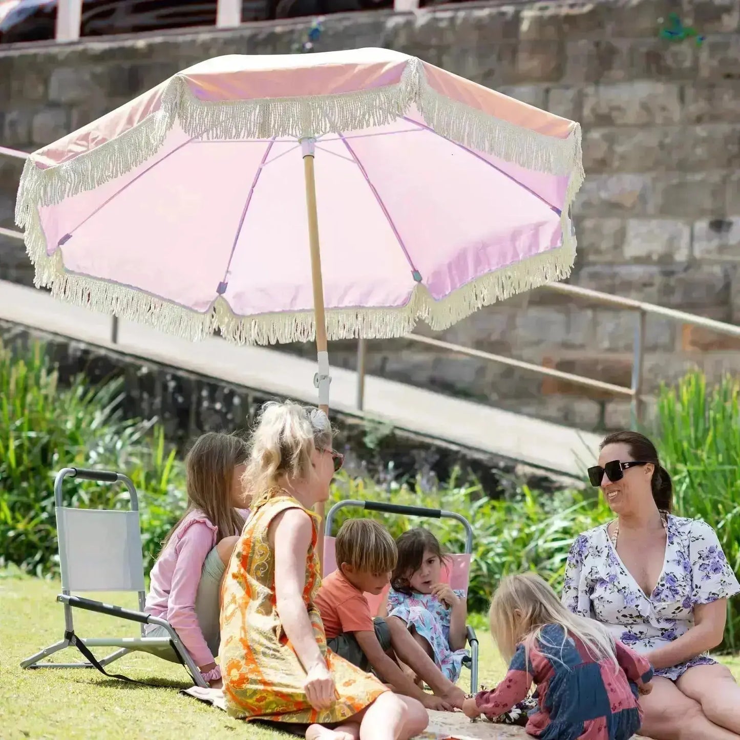 Havana Outdoors Beach Umbrella Portable 2 Metre Fringed Garden Sun Shade Shelter - Dusty Rose - Sprung Outdoors 